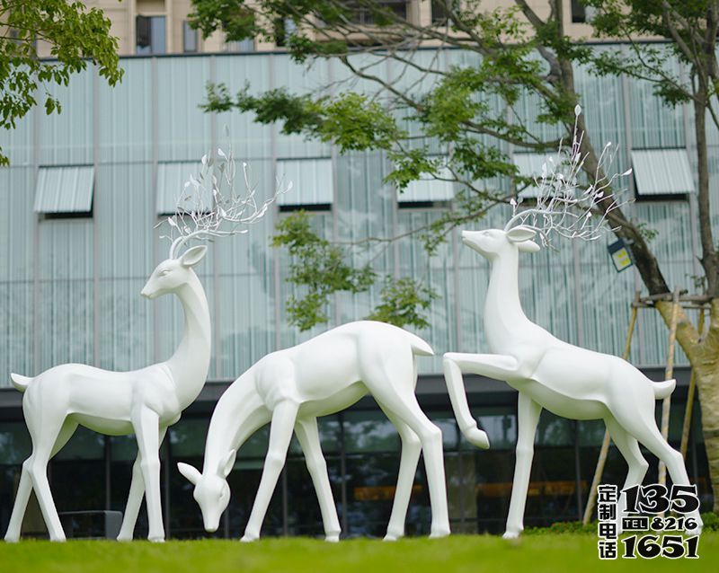 城市廣場(chǎng)玻璃鋼幾何創(chuàng)意鹿雕塑 城市廣場(chǎng)玻璃鋼幾何創(chuàng)意鹿雕塑